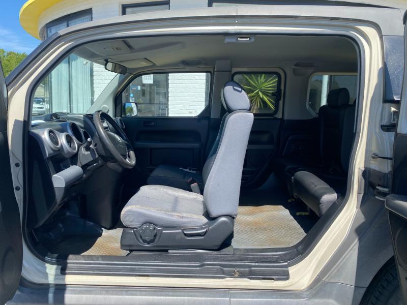 Honda Element LX 2WD 4-spd AT 2005