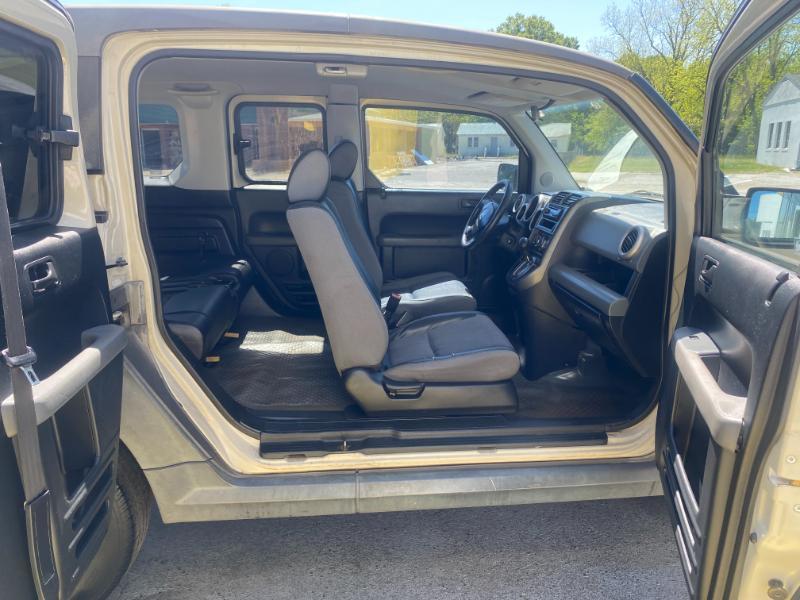 Honda Element LX 2WD 4-spd AT 2005