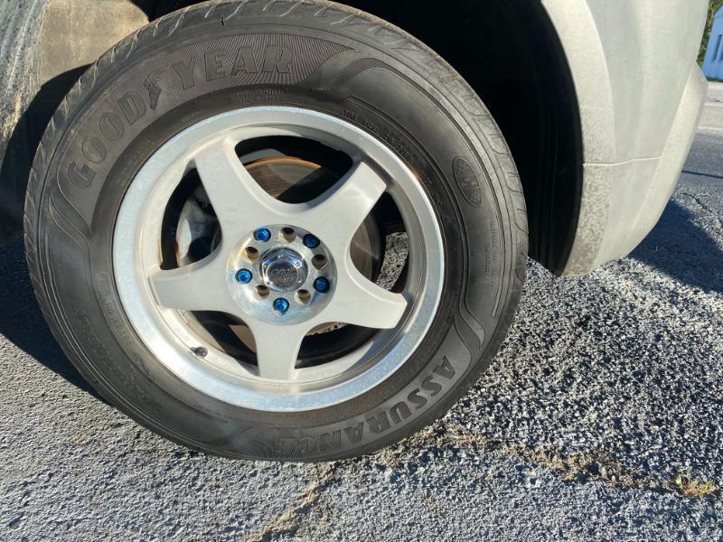 Honda Element LX 2WD 4-spd AT 2005