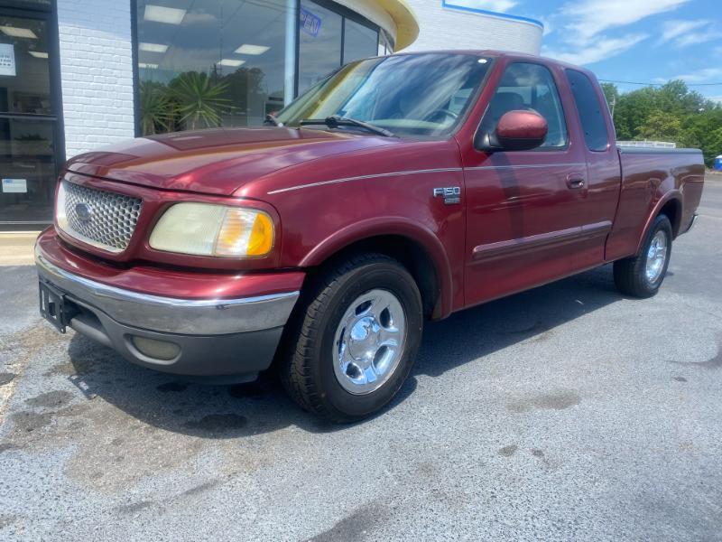 2003 Ford F-150 XL SuperCab 2WD