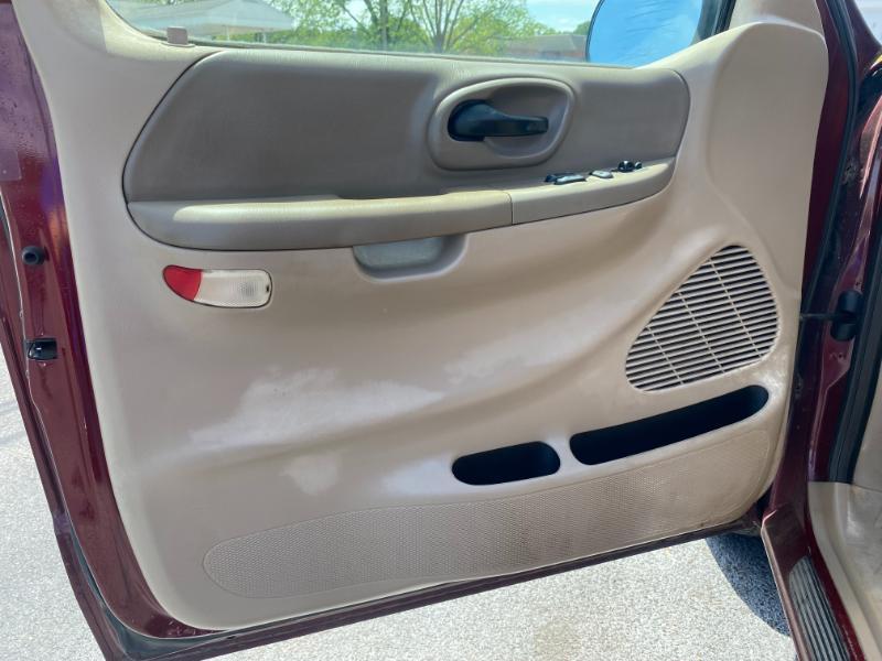 Ford F-150 XL SuperCab 2WD 2003