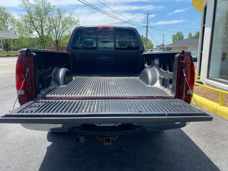 Ford F-150 XL SuperCab 2WD 2003