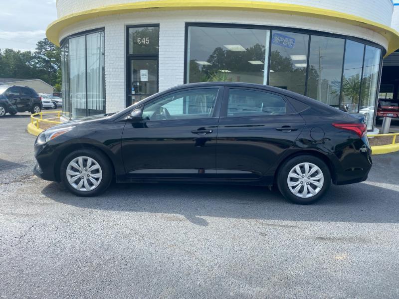 Hyundai Accent SE 4-Door 6A 2021