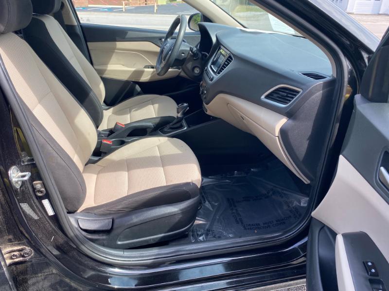 Hyundai Accent SE 4-Door 6A 2021