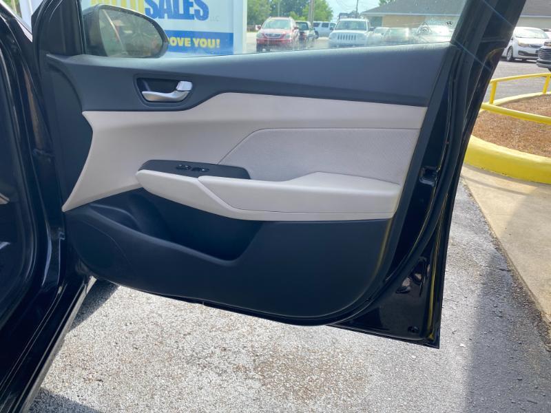 Hyundai Accent SE 4-Door 6A 2021