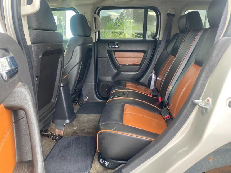 HUMMER H3 Base 2008