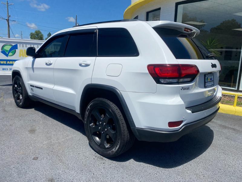 Jeep Grand Cherokee Laredo E 2WD 2021