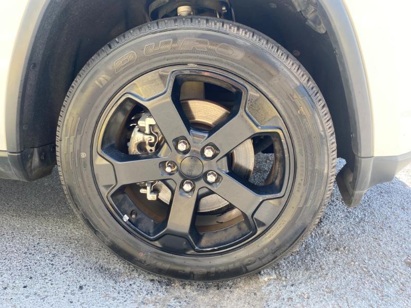Jeep Grand Cherokee Laredo E 2WD 2021