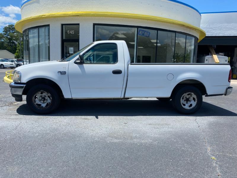 Ford F-150 XL Reg. Cab Short Bed 2WD 1998