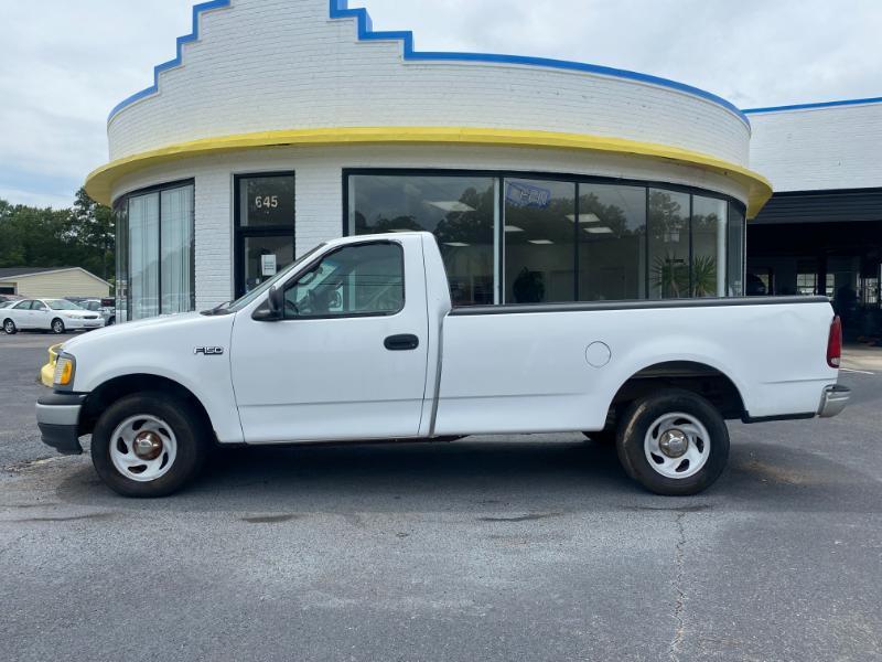 Ford F-150 WS Reg. Cab Short Bed 2WD 2000