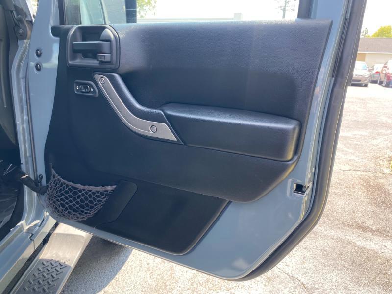 Jeep Wrangler Sport 4WD 2015