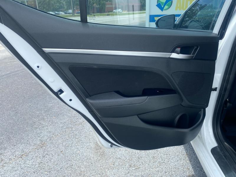 Hyundai Elantra Limited 2020