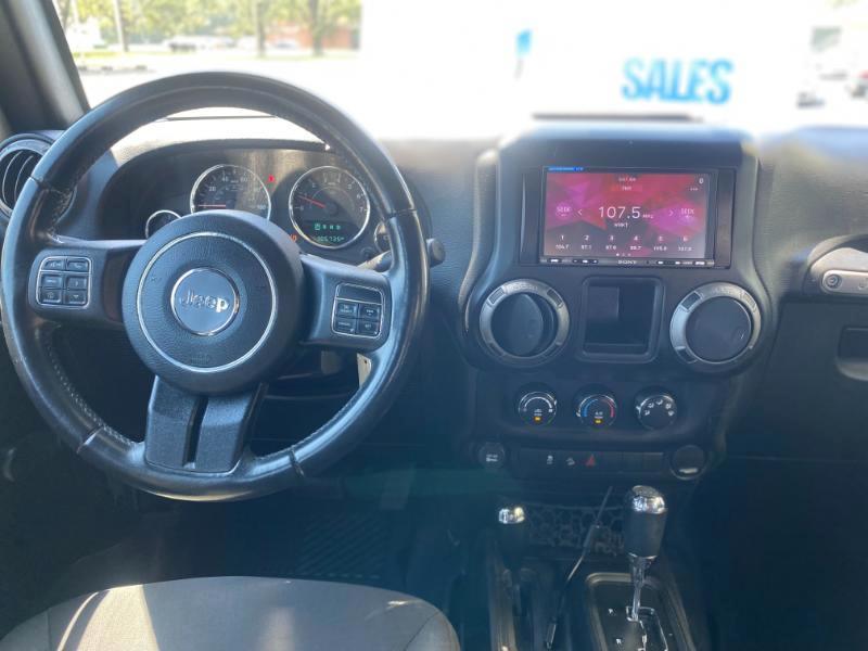 Jeep Wrangler Unlimited Sport 4WD 2017