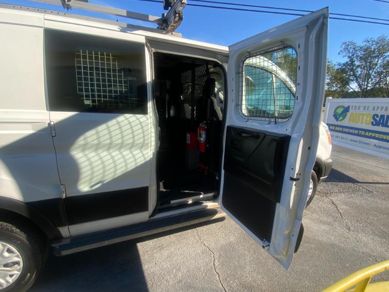 Ford Transit 250 Van Low Roof 60/40 Pass.130-in. WB 2019