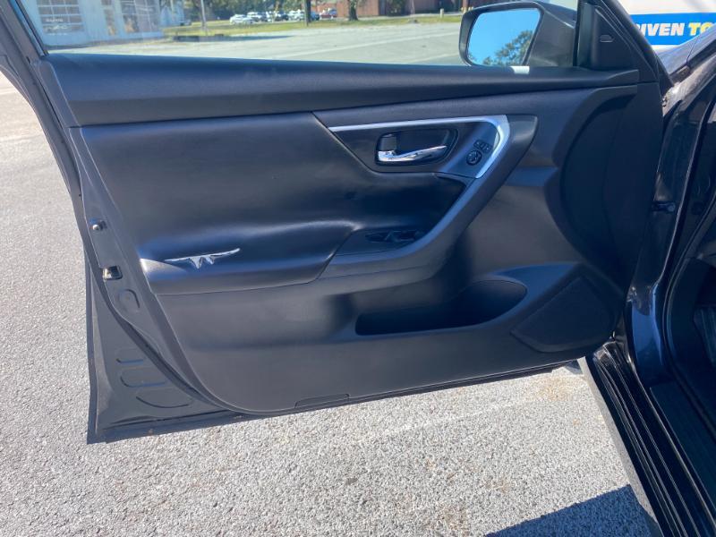 Nissan Altima 2.5 SV 2018