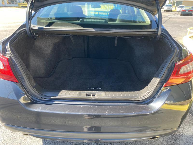 Nissan Altima 2.5 SV 2018