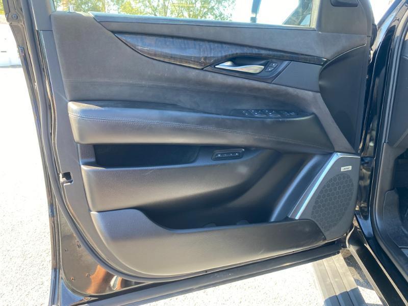 Cadillac Escalade ESV Platinum 2WD 2015