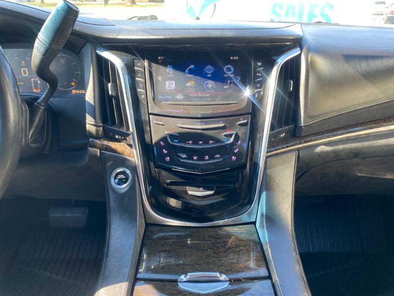 Cadillac Escalade ESV Platinum 2WD 2015