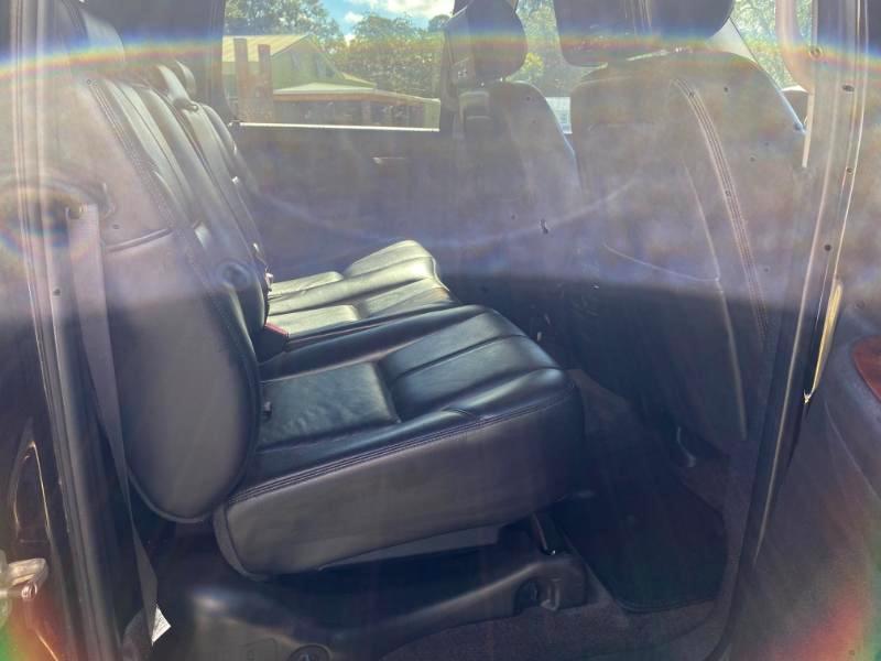 Chevrolet Avalanche LT 4WD 2010