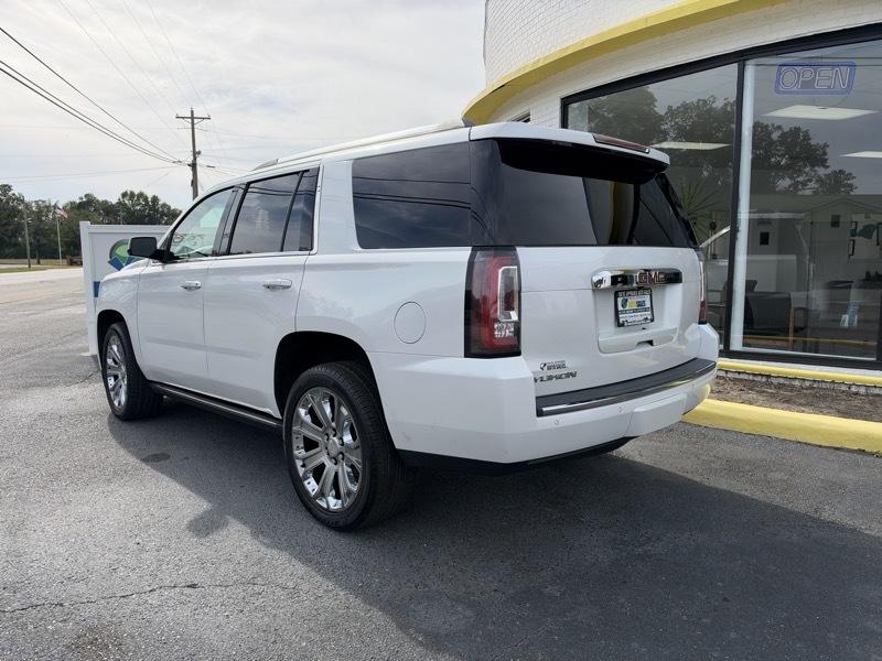 GMC Yukon Denali 4WD 2017