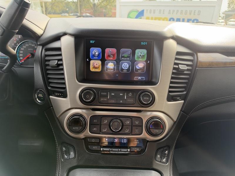 GMC Yukon Denali 4WD 2017