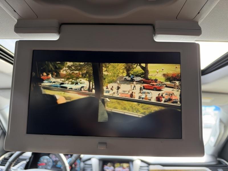 GMC Yukon Denali 4WD 2017