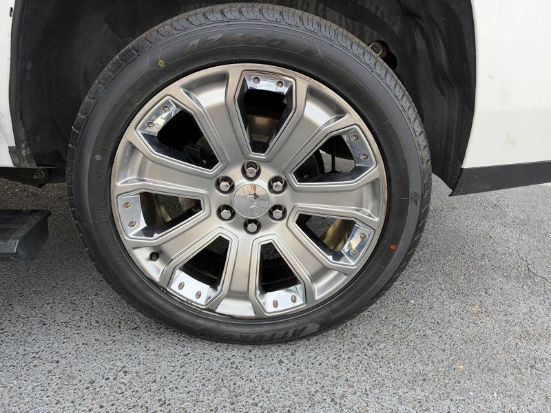 GMC Yukon Denali 4WD 2017