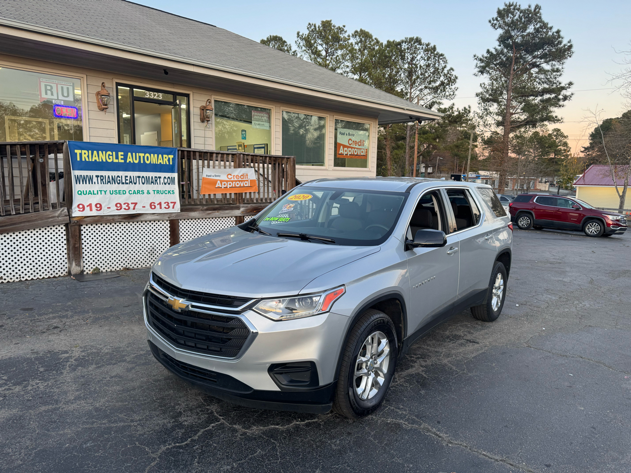 2020 Chevrolet Traverse LS FWD