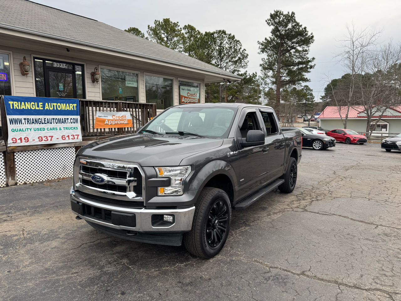2017 Ford F-150 4WD SuperCrew 139" XLT