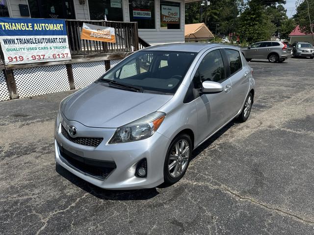 2014 Toyota Yaris L 2dr Hatchback