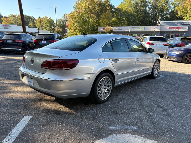 Volkswagen CC Sport w/Lighting Package 2013