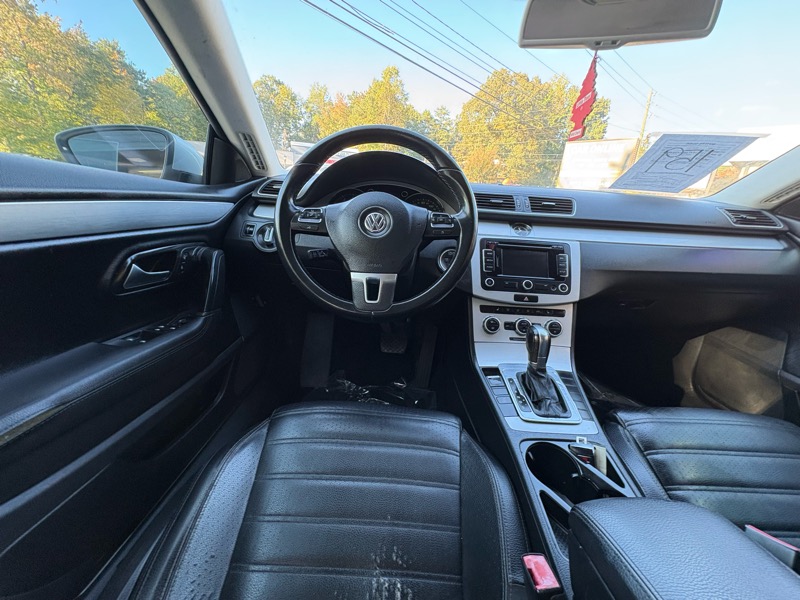 Volkswagen CC Sport w/Lighting Package 2013