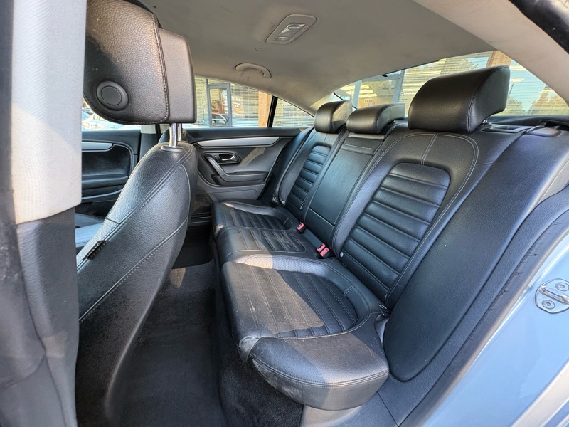 Volkswagen CC Sport w/Lighting Package 2013