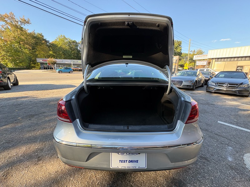 Volkswagen CC Sport w/Lighting Package 2013