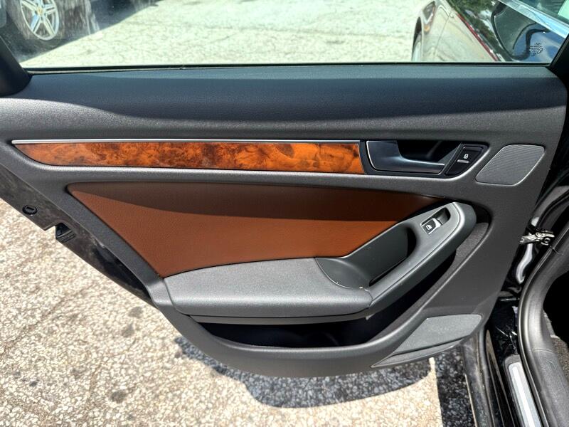 Audi A4 2.0 T Sedan FrontTrak Multitronic 2013