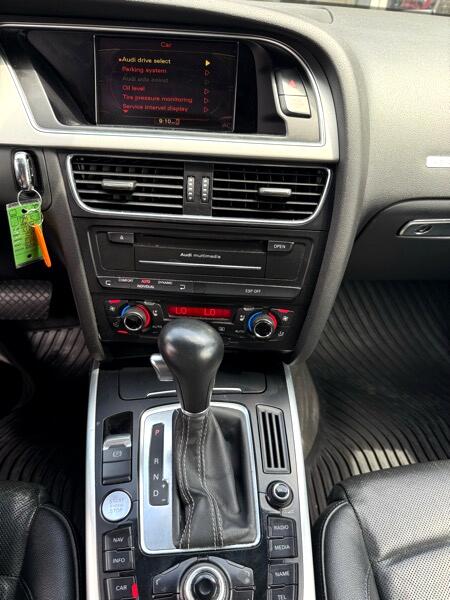 Audi S5 3.0T Cabriolet quattro S tronic 2010