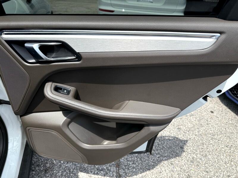 Porsche Macan S 2015