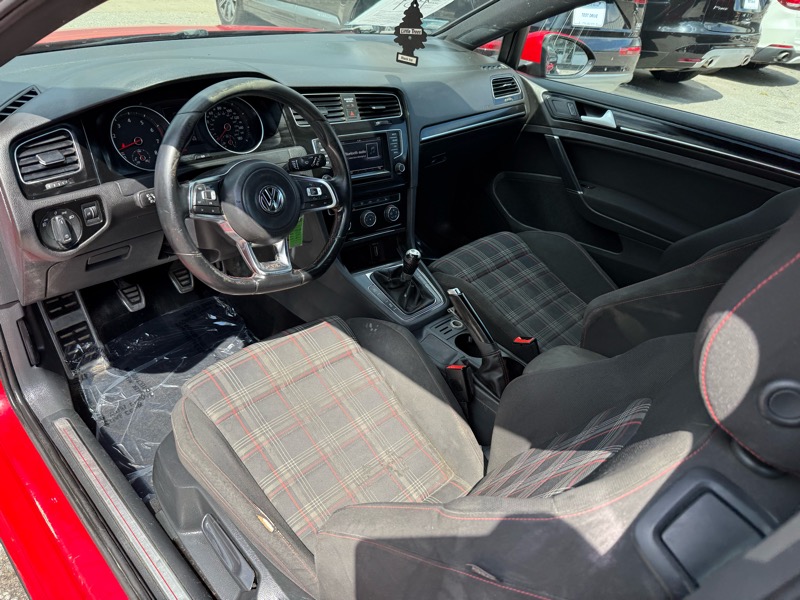 Volkswagen GTI S 6M 2-Door 2015