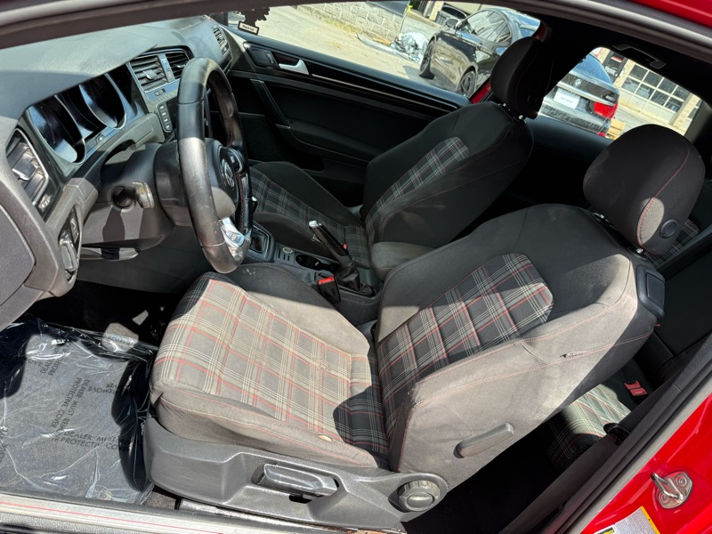 Volkswagen GTI S 6M 2-Door 2015