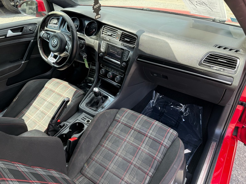 Volkswagen GTI S 6M 2-Door 2015