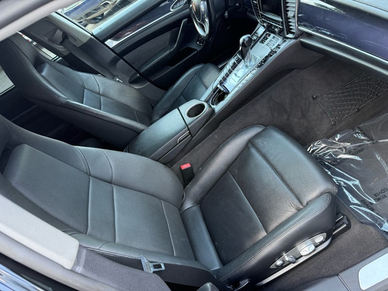 Porsche Panamera S 2013