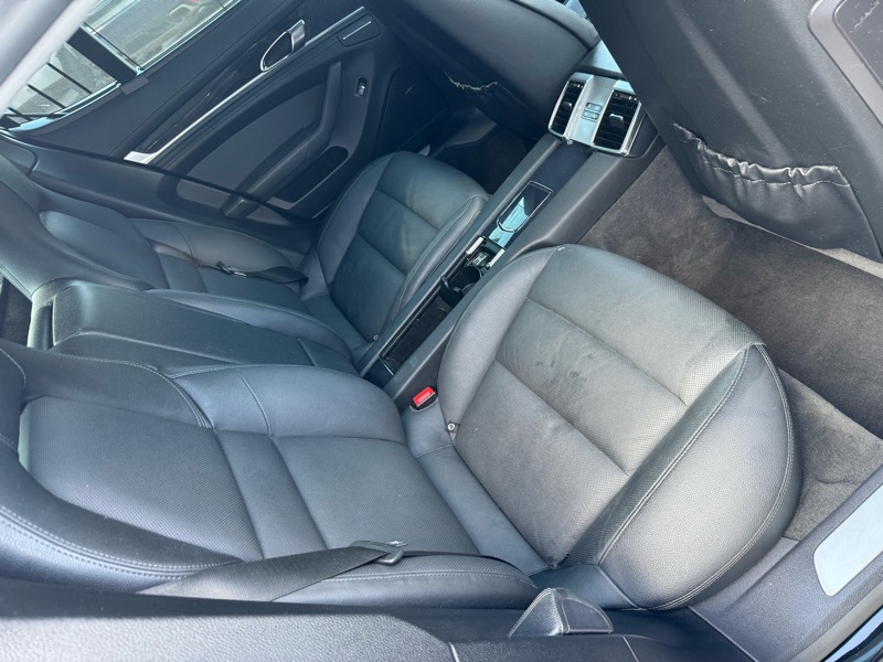 Porsche Panamera S 2013