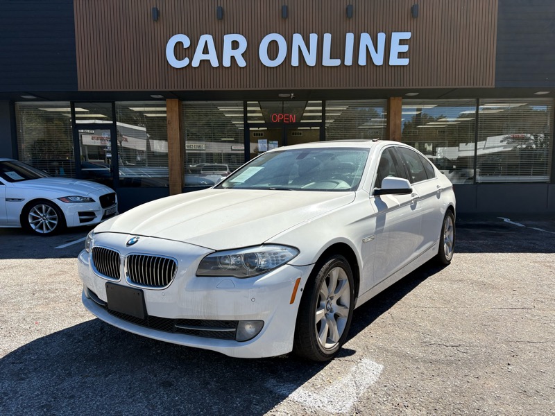 BMW 5-Series 528i xDrive 2013
