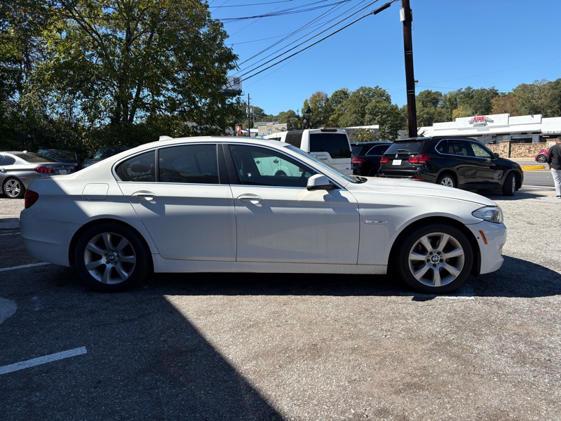 BMW 5-Series 528i xDrive 2013