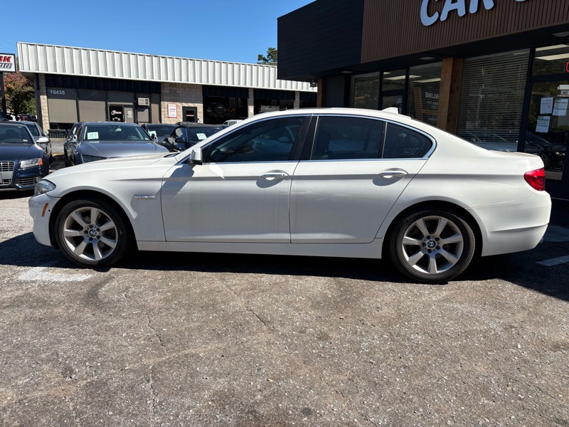 BMW 5-Series 528i xDrive 2013