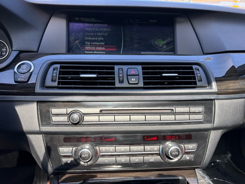 BMW 5-Series 528i xDrive 2013