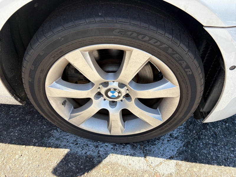 BMW 5-Series 528i xDrive 2013