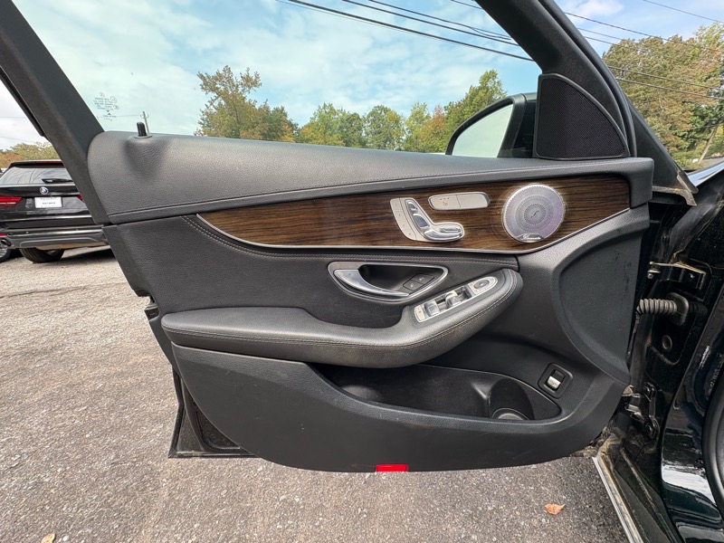 Mercedes-Benz C-Class C300 4MATIC Sedan 2015