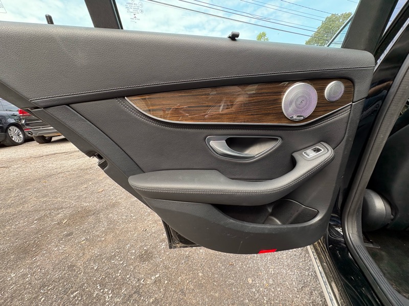 Mercedes-Benz C-Class C300 4MATIC Sedan 2015