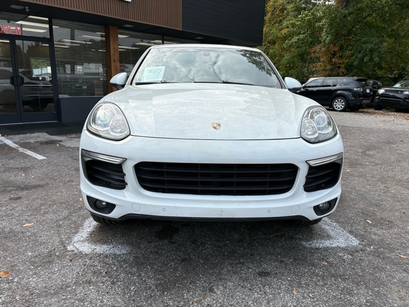 Porsche Cayenne Base 2016